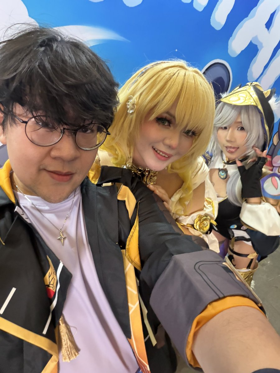 natharasho's tweet photo. what’s up chat who at the star rail fun run rn LMAOOO #RunToElation https://t.co/ht65n2XaAm