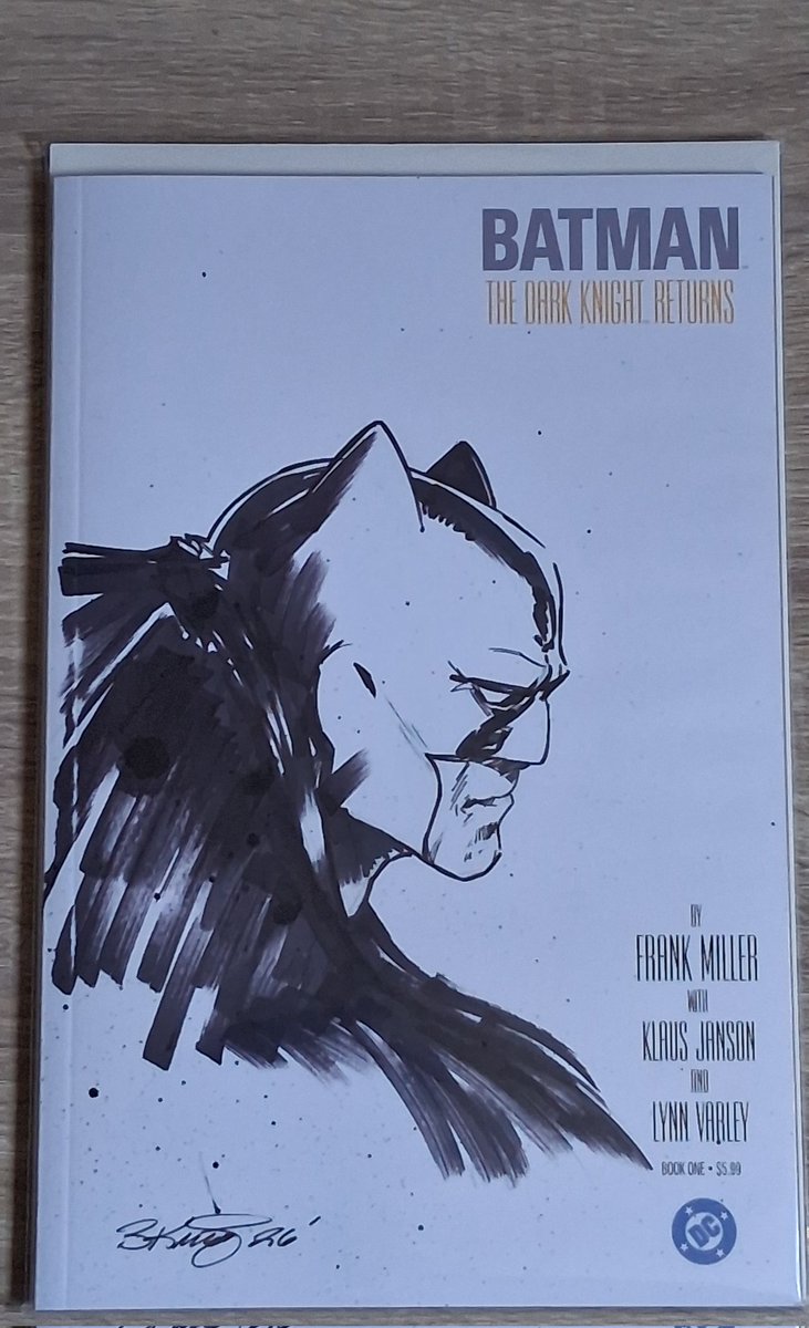 infinityguy16's tweet photo. Drawn cover art variation of Batman The Dark Knight Returns Book 1 by Billy King at @NowOrNeverComic during #FreeComicBookDay https://t.co/XVcAhlKqzl