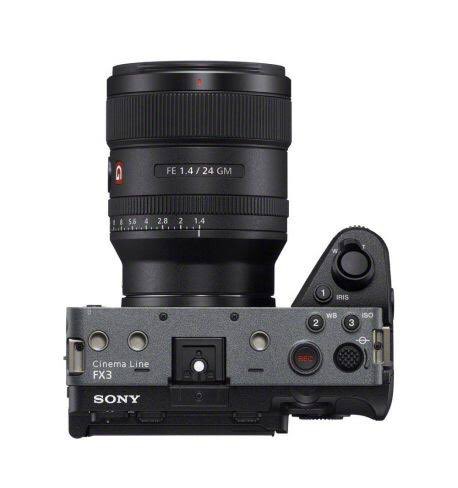 Camera full of memories. Heart full of one person. Eyes on me, but mine’s on her 📸❤️"