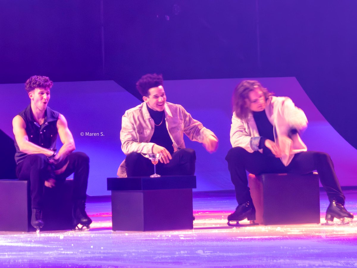 demtuppesseine's tweet image. Art on Ice 2026 - Lukas Britschgi #FigureSkating #ArtonIce #LukasBritschgi