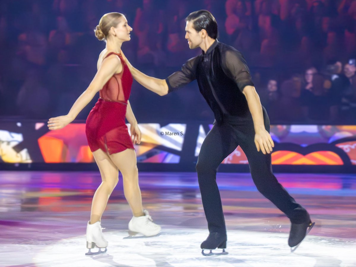 demtuppesseine's tweet image. Art on Ice 2026 - Minerva Fabienne Hase and Nikita Volodin #FigureSkating #ArtonIce #MinervaFabienneHase #NikitaVolodin #Miniki #JamesBay