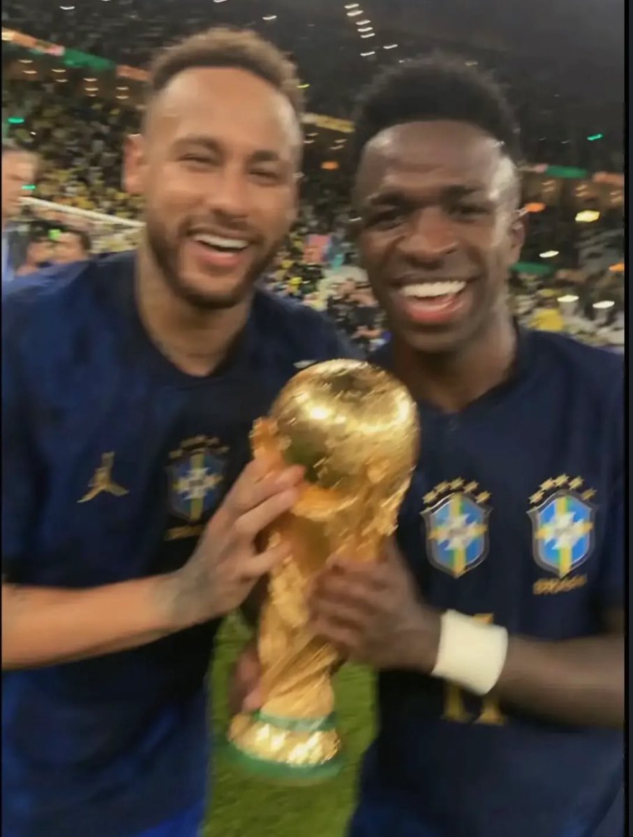 Estagiário do Ney tweet media