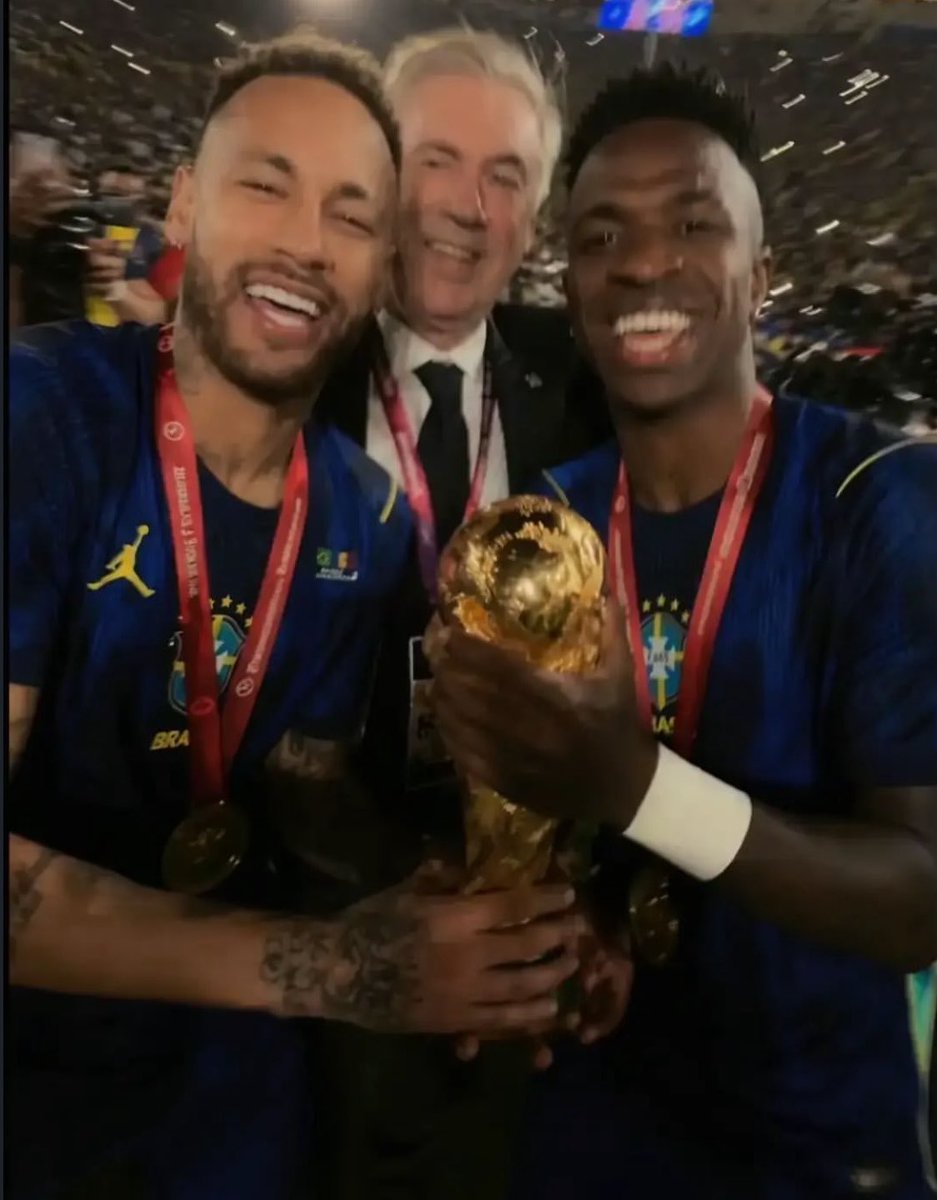 Estagiário do Ney tweet media