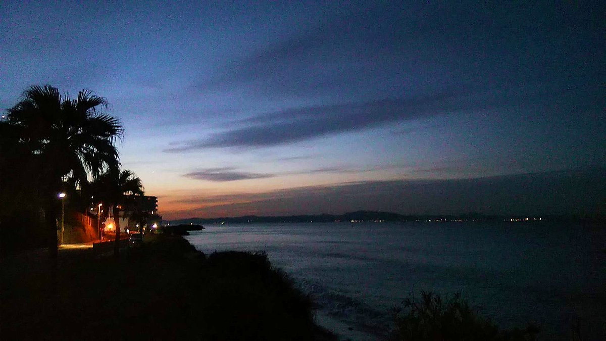 sassyn1214's tweet image. おはようございます
爽やかな朝です♪
野比海岸の朝
#photography
#キリトリセカイ
#写真で伝えたい私の世界
#カコソラ
#朝焼け