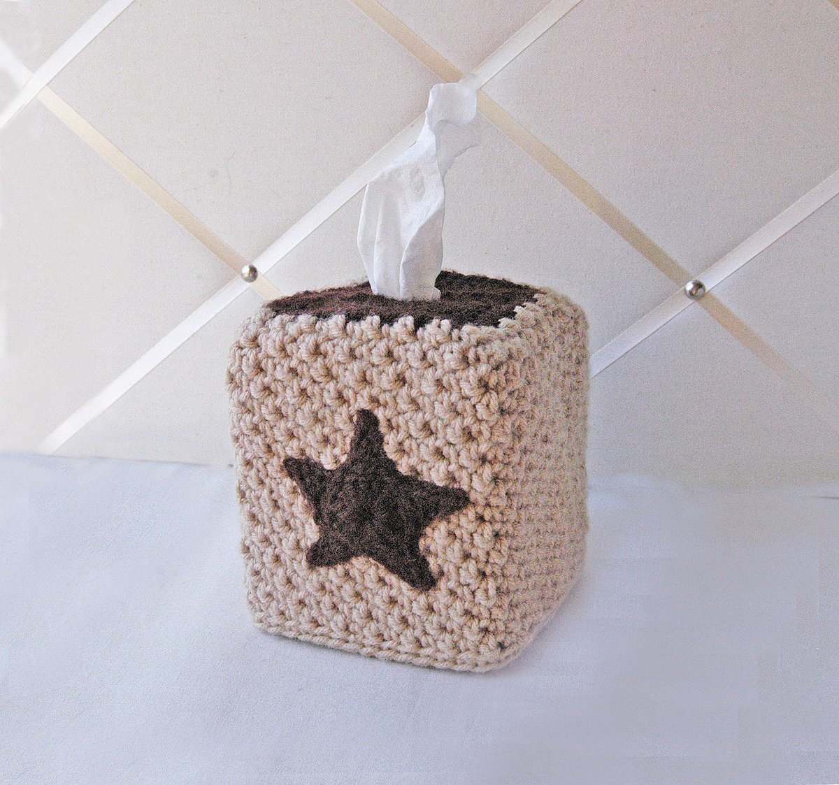 NutmegCottage2's tweet image. 🤎🤎🤎DECORATE your cozy home!
Check out this lovely Tissue Box Cover at NutmegCottage
nutmegcottage.etsy.com/listing/443629… #decor #homedecor #gift #primitive #country #etsy #buynow #Homemade