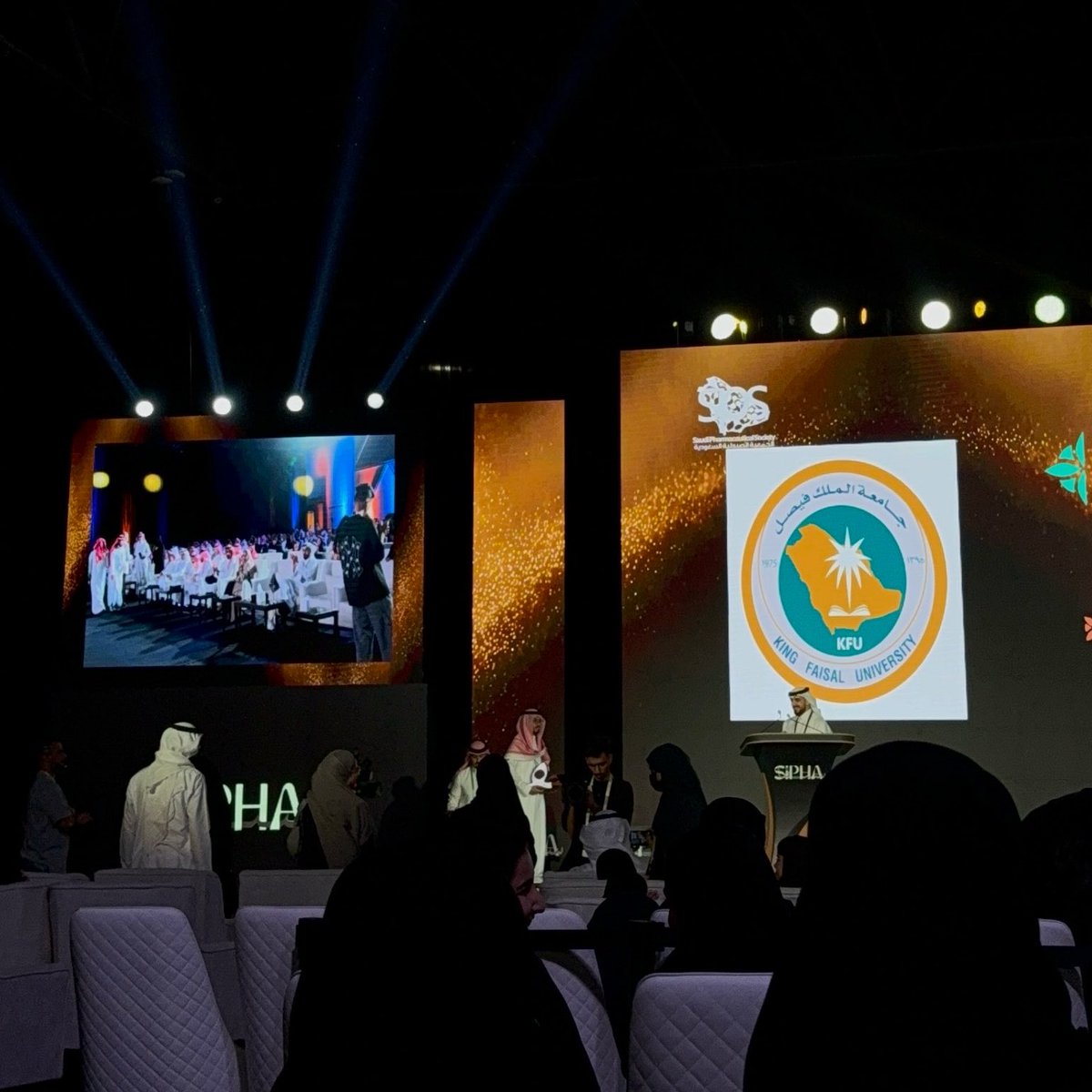 1Rewaan's tweet photo. Day 3 at #SIPHA26 ✔️
Three unforgettable days💫⭐️❤️✨ https://t.co/Zc2YppbdWh