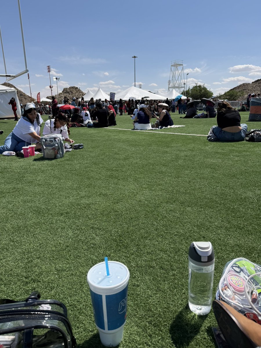 megan⁷ BTS DAY 1 tweet media