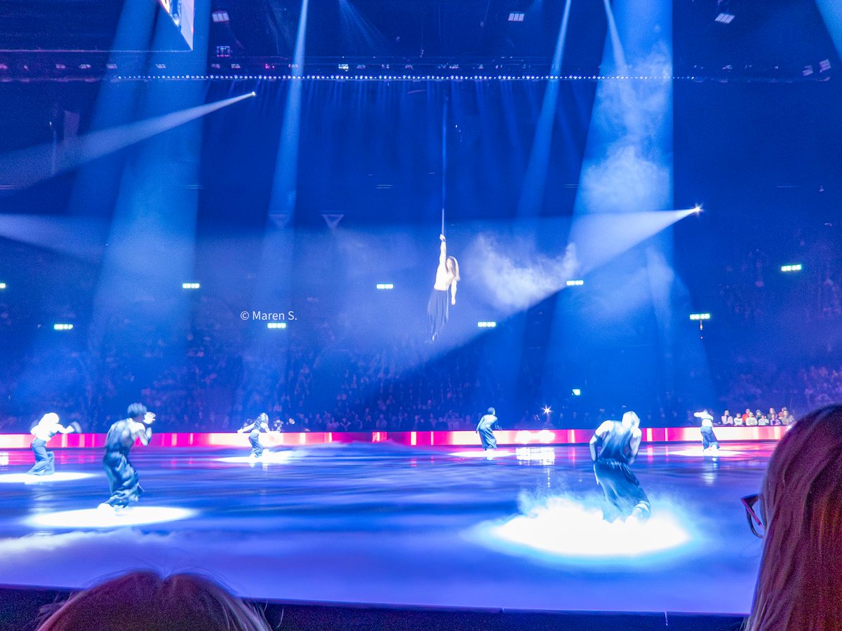 demtuppesseine's tweet image. Art on Ice 2026 - "Incomplete" #FigureSkating #ArtonIce #JamesBay