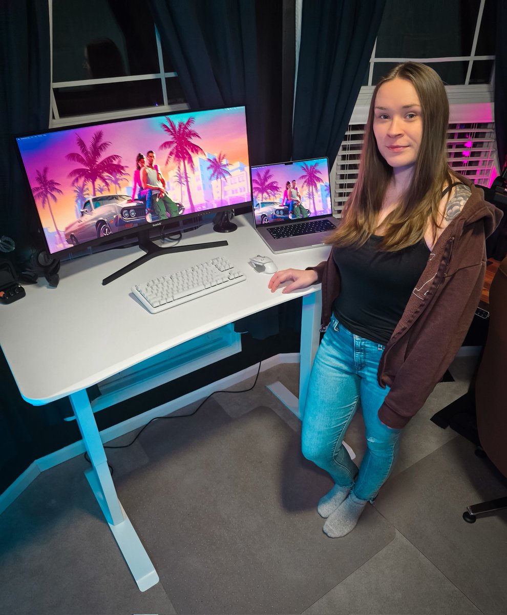 Cam 🎮 (@CamXPetra) tweet media