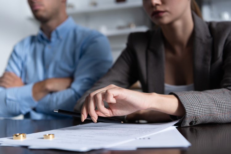AttyMoniqueLamb's tweet photo. Business divorce cases are complex when spouses co-own a company. At Lamb and Lamb, P.C. in Salem, MA, Attorney Monique B. Lamb helps clients navigate valuation, buyouts, or sales while protecting their financial future.

Free consultation: (978) 744-8818

#SalemMA #FamilyLaw https://t.co/KFxMoUDcV9