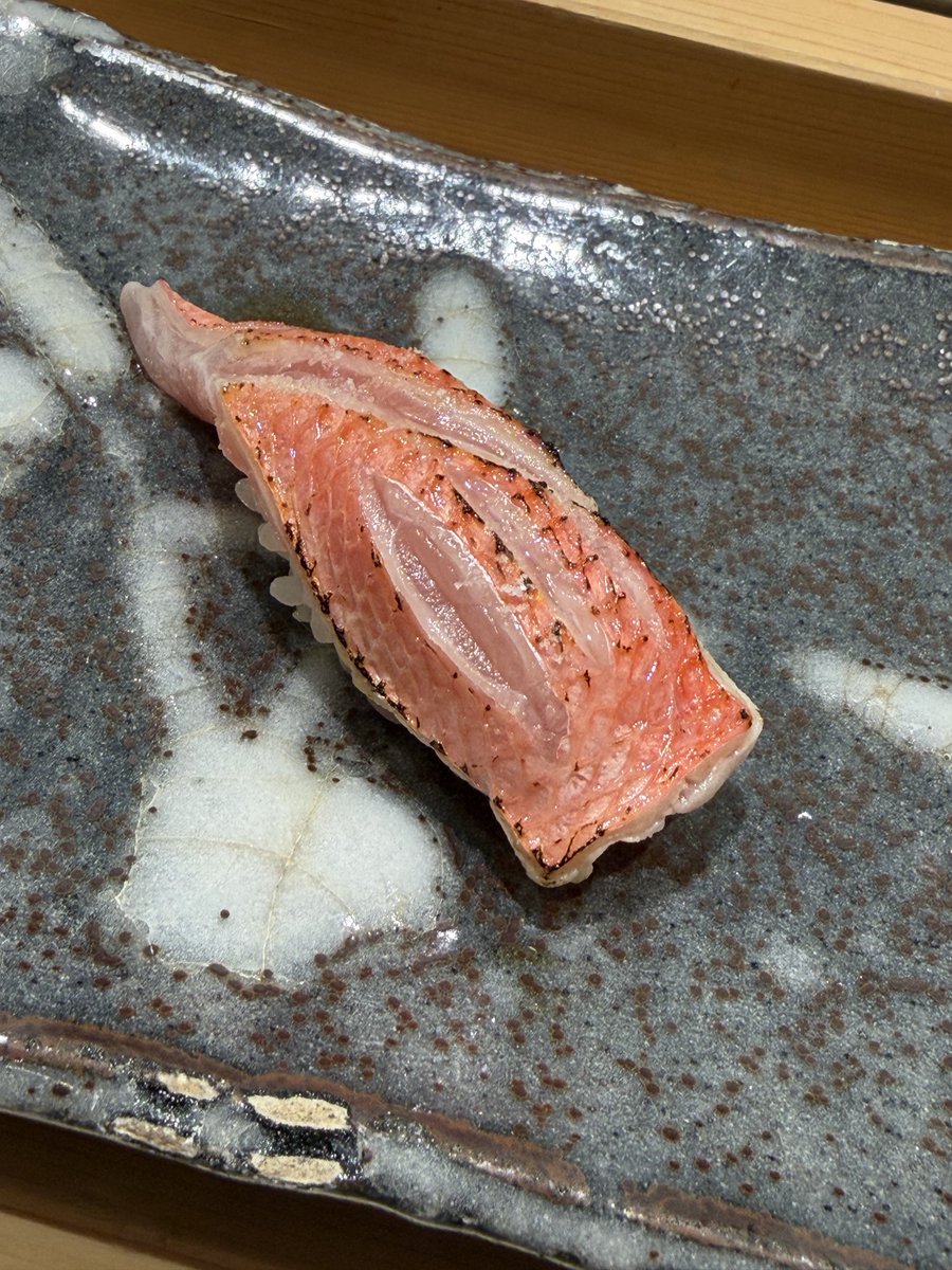 灰虹・ハイジ tweet media