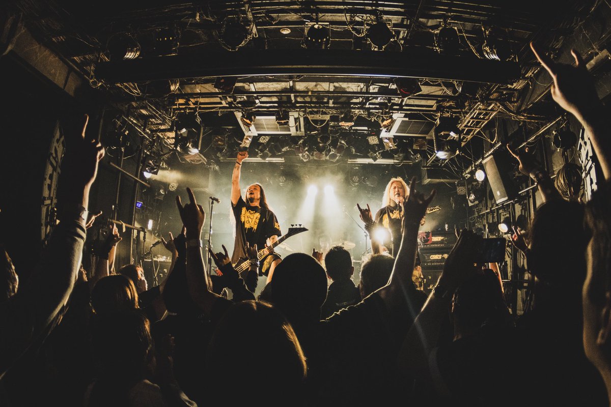tera_from_hell's tweet photo. 渋谷メタル会フェス最高でした！！！
⁡
ありがとうございました！！
⁡
また遊びましょう！🤘🤘🤘

📸 @fukcrechbk https://t.co/y1XPBTRisT