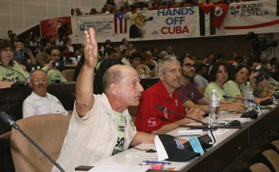 Ernesto Licea Mojena Secretario del PCC IJ tweet media