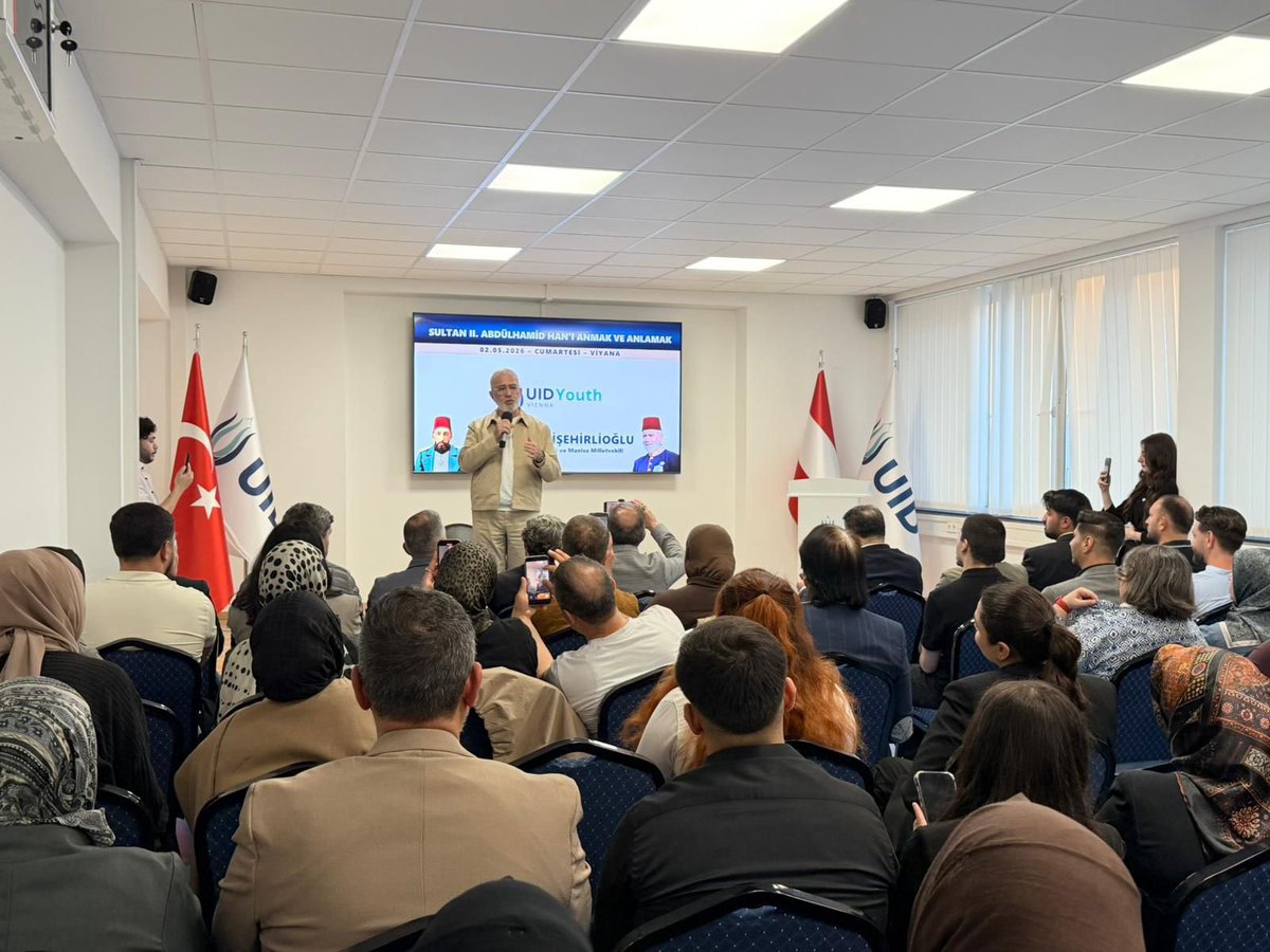 osman_goekalp's tweet image. 📍Viyana

@U_I_D #Youth tarafından düzenlenen “Sultan II. Abdülhamid Han’ı Anmak ve Anlamak” programımızı hamdolsun güzel bir katılım ve samimi bir atmosferle tamamladık.

Gençlerimizle birlikte tarihimize, köklerimize ve büyük mirasımıza dair kıymetli bir akşam geçirdik. İlgi