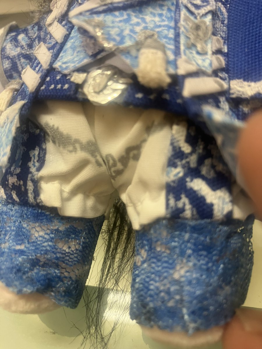 manatsunatsu820's tweet photo. ってかやり過ぎちゃった😅
2頭身に落とし込むのがむず過ぎる
どっか手抜こうと思ったけどどこ手抜いていいか分かんなくなって😅
白い靴だけ再現出来なくて残念無念😢
そして頭でっかかなっちゃった😅
#Seth
#SethNui
#美良政次
#さくら前線
#せいじ
@mogamizakura
@artcube_z
@VisuNuiOfficial https://t.co/n99kyMGBAd