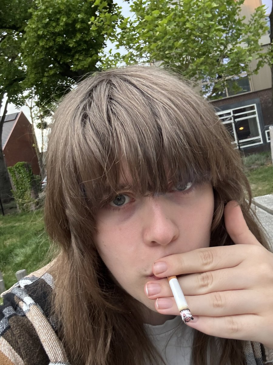 emo tweet media
