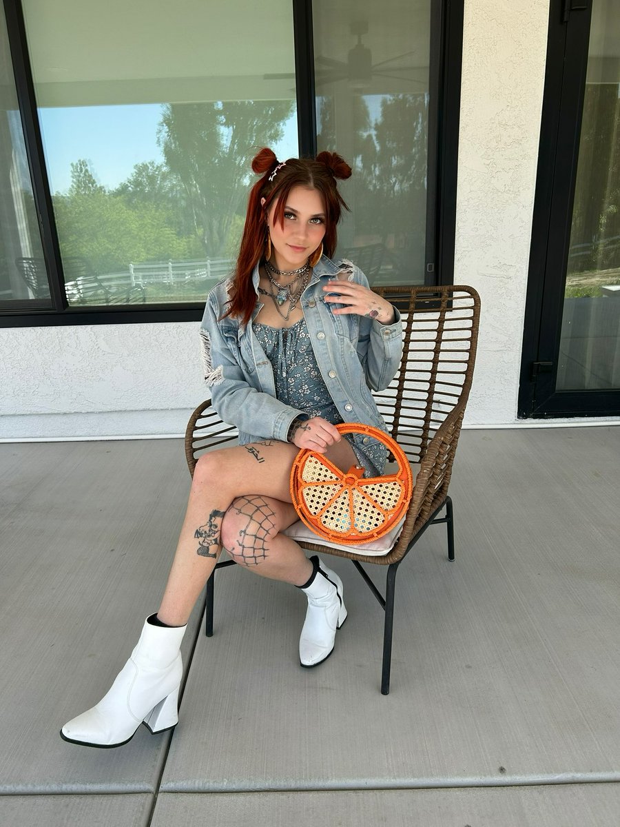 pixieinparadis3's tweet image. Orange you glad it’s Saturday?? 🍊 

@RealBunnyRanch @ASNLifestyleMag @ASNMAGHUB @NVDirectory @NVProfiles @nvescortagency 

#ootd #fashion #summertime