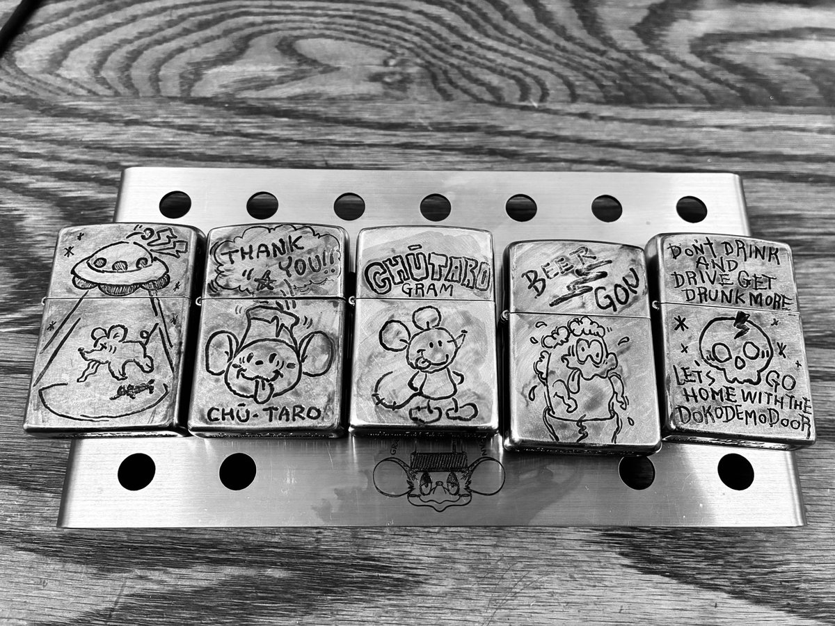 ✨最近スタメン化しつつあるZippo🔥 今回は絵柄5つ。裏面機械彫り