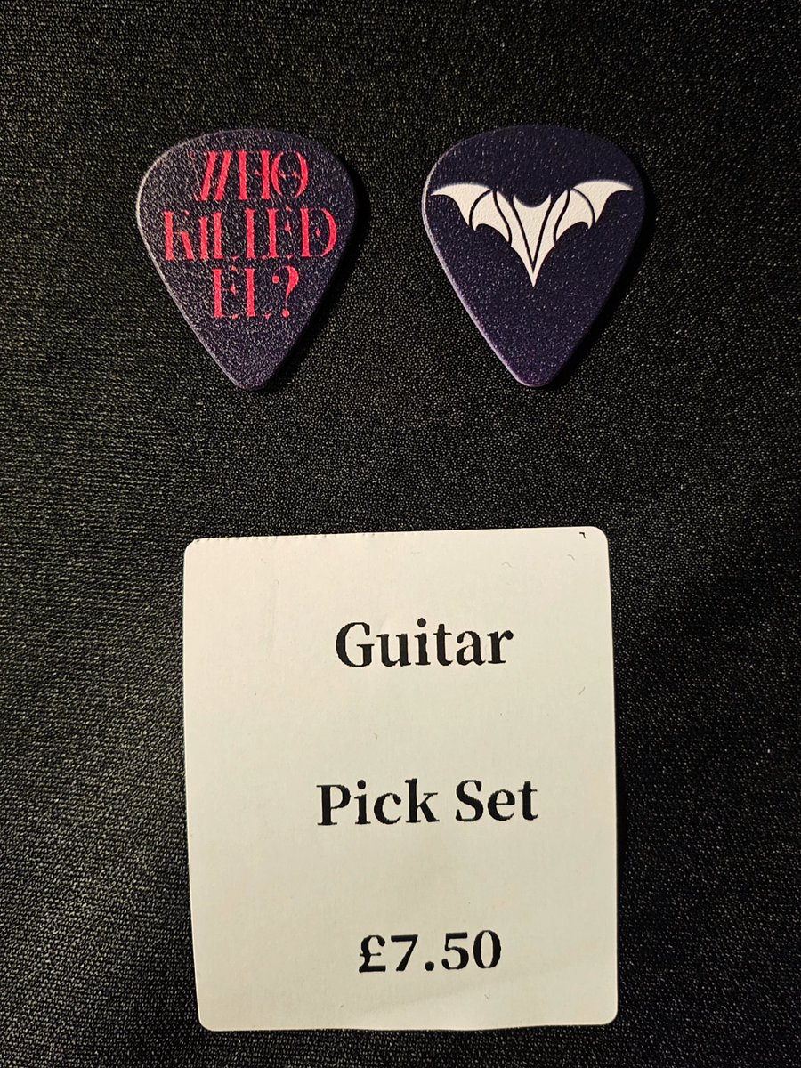 elcapitxxn's tweet photo. Some lovely stuff in London show
Some photo card, Guiat pick set, Tote bag for Queens❤️‍🩹

https://t.co/PcoylaewnD https://t.co/cJ4nJd4Wib