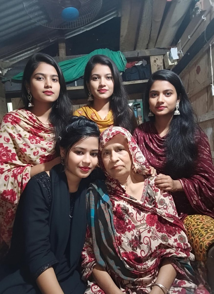Munni Aktar tweet media