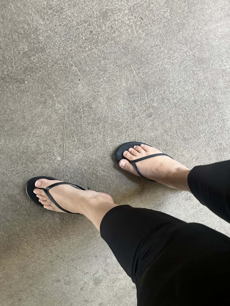 GirlyFeet3 tweet media