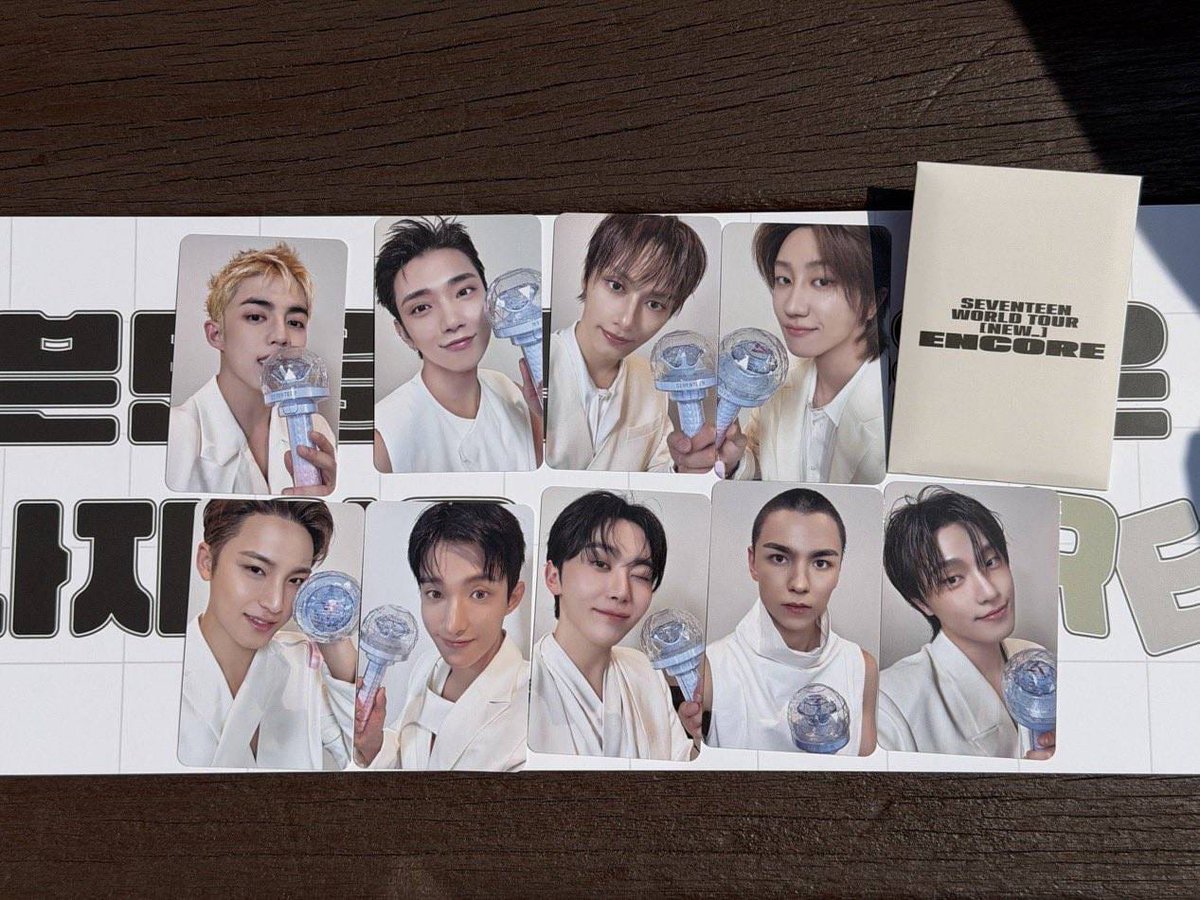 Cr.own OPEN SHARING PHOTOCARD SEVENTEEN WORLD TOUR [NEW] ENCORE