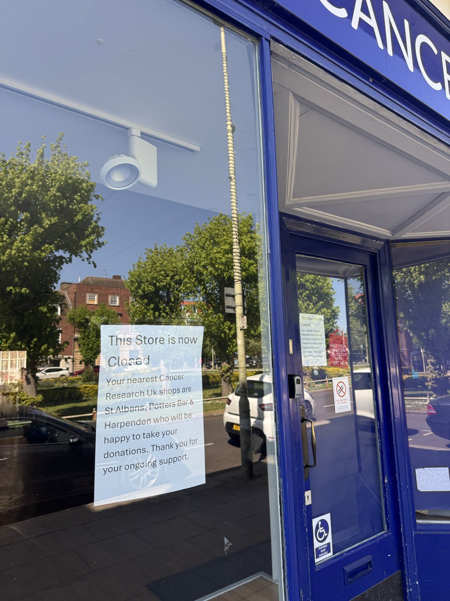WGCitizens's tweet photo. You know your town is in trouble if the charity shops start closing… https://t.co/LujhpRuVo7