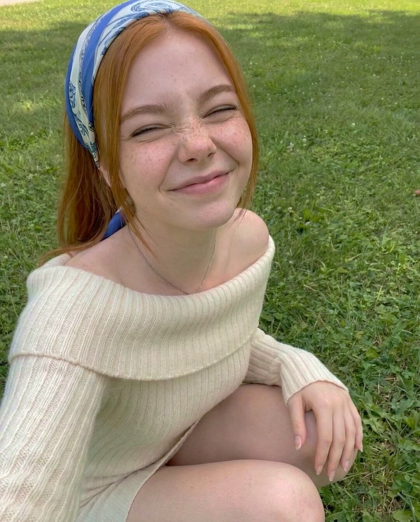 Luna Fuch tweet media