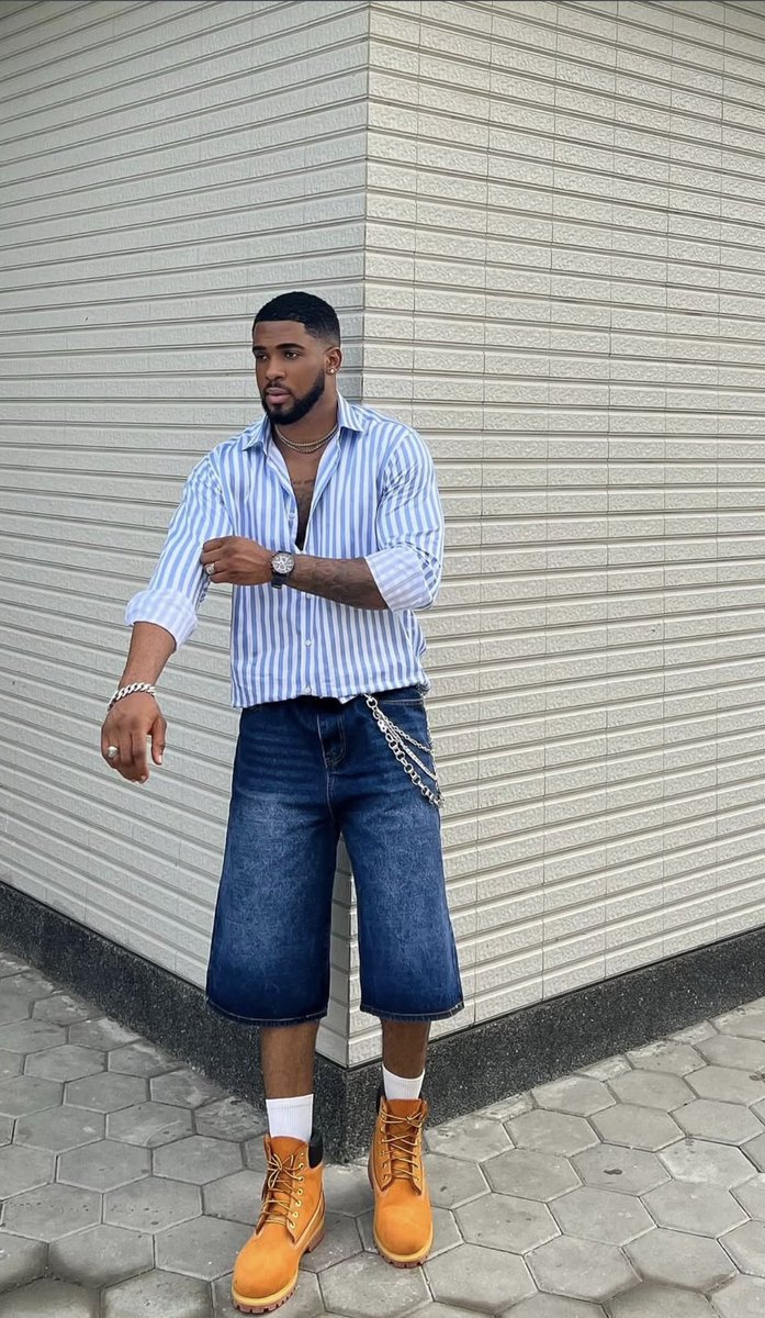 BBNaijagistplug's tweet image. Where is this that almost all the 10/10 housemate are talking their pictures? 🙄🤷‍♀️

#BBNaija