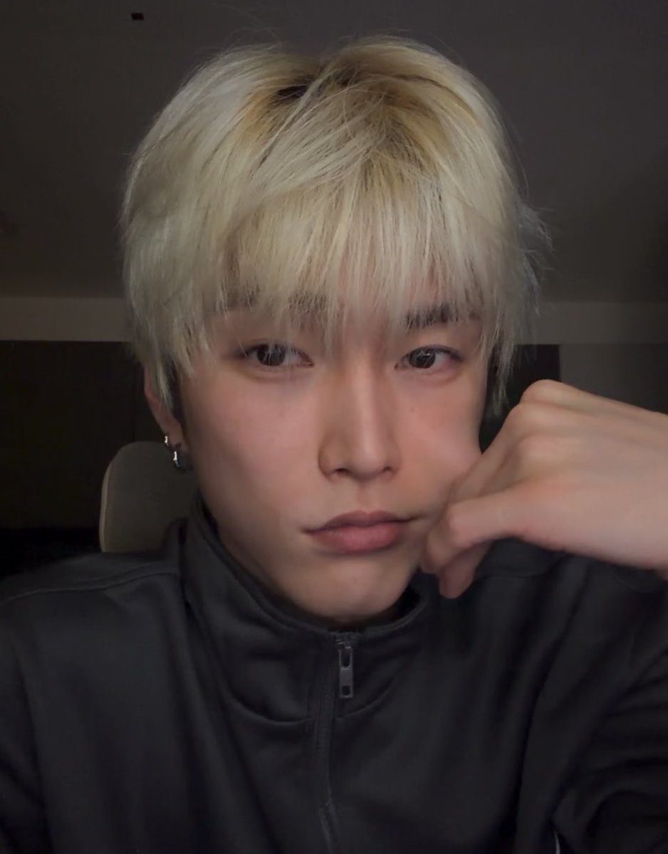 lalyssa 'ㅅ' tweet media