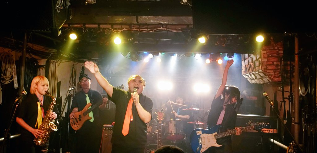 TOSHI tweet media
