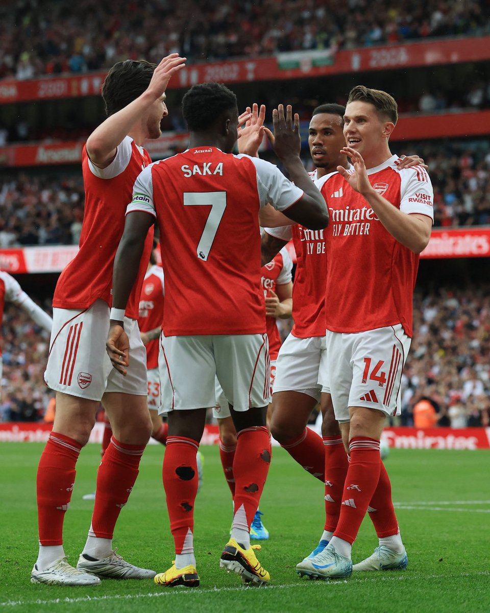 Premier League tweet media
