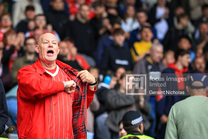 ValleyBoyPics's tweet photo. 📸⚽

@SwansOfficial v @CAFCofficial 

📸 @FocusImagesLtd https://t.co/yWQrITgcGX