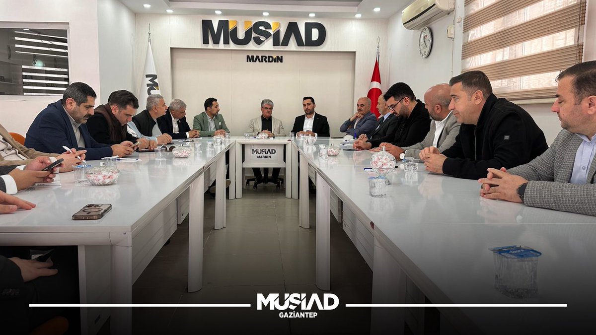 MUSIADGaziantep's tweet photo. Teşkilat Komisyonumuz tarafından planlanan şube ziyaretlerimiz kapsamında ilk olarak MÜSİAD Mardin Şubemizi ziyaret ettik.

Gerçekleştirdiğimiz bu ziyarette, şubemizin mevcut faaliyetleri, hedefleri ve yürütülen projeler üzerine kapsamlı istişarelerde bulunarak karşılıklı fikir alışverişi yaptık; şube ilişkilerimizin daha da güçlendirilmesine yönelik değerlendirmelerde bulunduk.

Şube Başkanımız Sayın Bülent Tekin’e ve kıymetli yönetim kurulu üyelerine misafirperverlikleri ve samimi ev sahiplikleri için teşekkür ederiz.

@BurhanOzdemirTR
@MUSIAD
@OzdurduFurkan