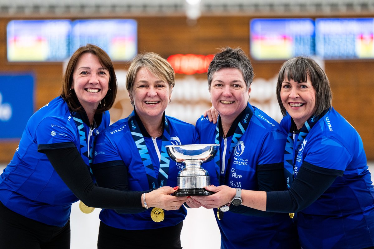 worldcurling's tweet photo. SENIORS | Scotland women and United States men are ACE &amp; Company World Senior 2026 champions 🏴󠁧󠁢󠁳󠁣󠁴󠁿🏆🇺🇸

🔗 https://t.co/wSpI1FKZkB #curling #WSCC https://t.co/VDi7tMXpRn