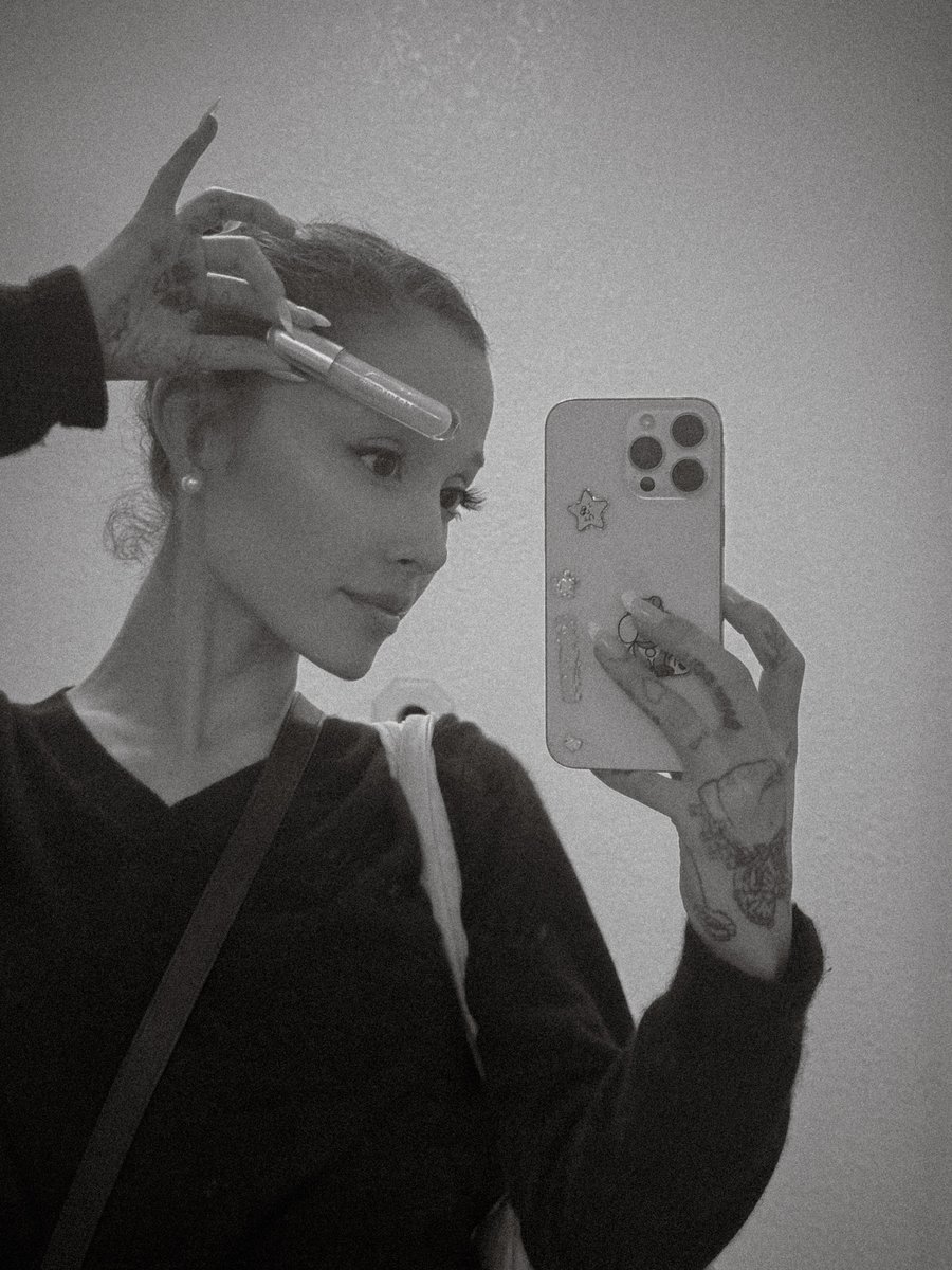 ❁ tweet media