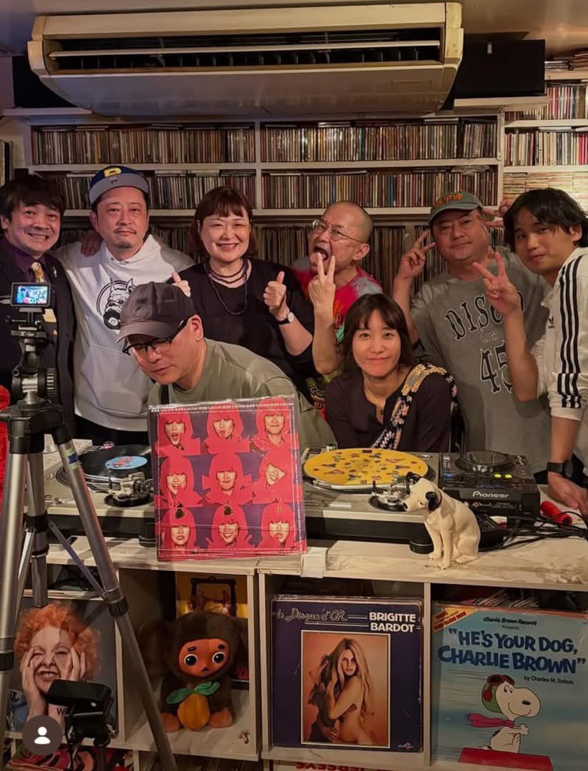 samehada19's tweet photo. Cantopop Night 広東歌の夜
@不動前boystowncafe 

今夜も超楽しかったぜ❗️
亜モノのレコード
まだまだ知らない盤だらけ…

明日から
未だ見ぬ亜細亜レコード
猟盤の日々が始まる‼️

また
呼んでやってください🙇 https://t.co/ZiYbhI77HF
