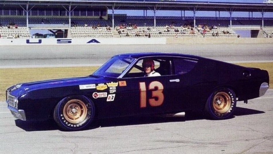 LegendsNascar's tweet image. Remembering Bobby Unser today

2/20/1934 - 5/2/2021 #RIP   

Bobby Unser won 3 Indy 500s, 2 USAC championships, and the 1975 IROC series championship. He made four NASCAR Cup series starts, finishing in the top-5 twice.