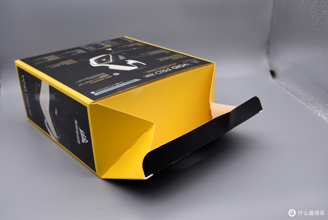 ToriRichmond5's tweet image. Just unboxed my new [产品类型，如wireless earbuds]!  The sleek design + instant connectivity Chef’s kiss  Can’t wait to test it on my commute tomorrow! #Unboxing #TechLove #NewGadgetVibes