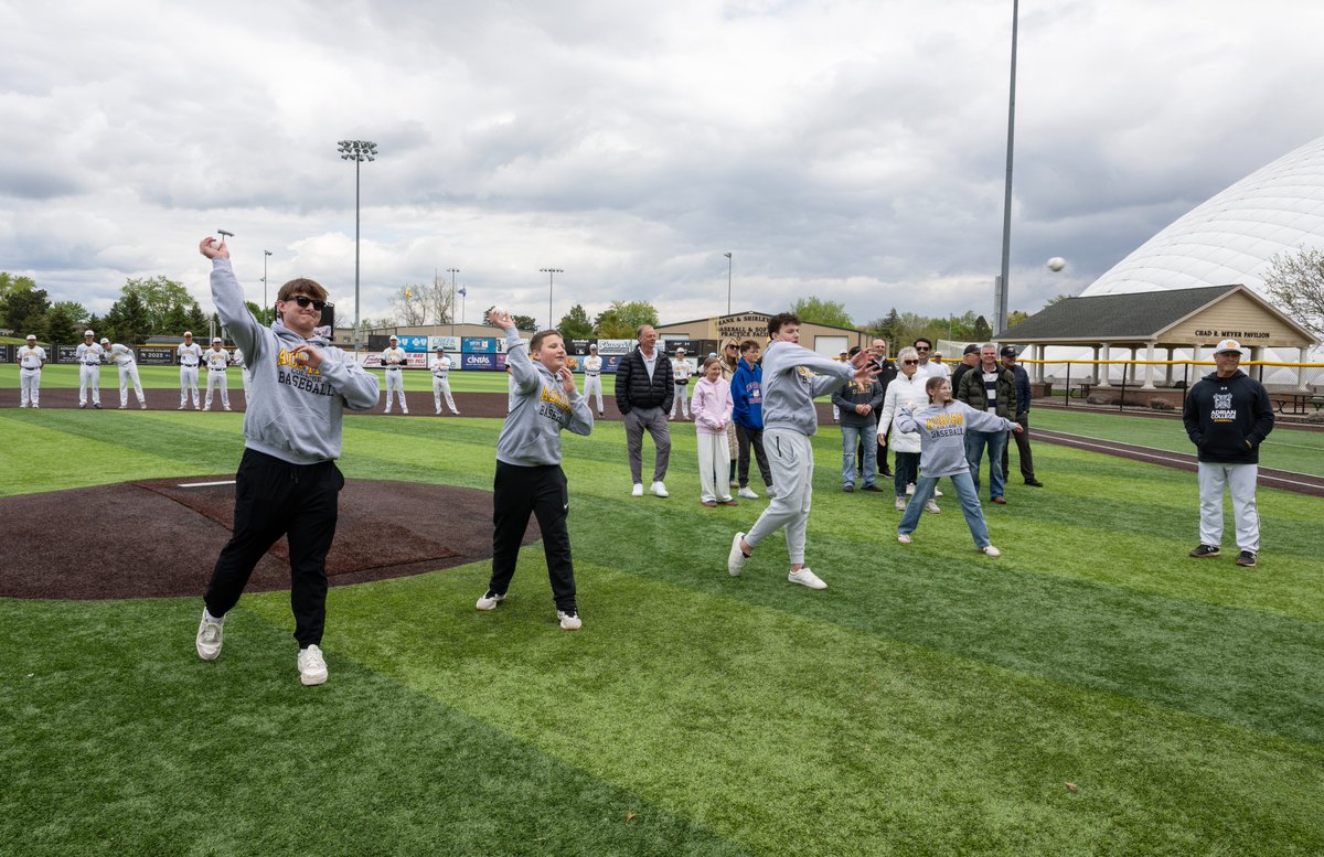 Adrian College Athletics tweet media