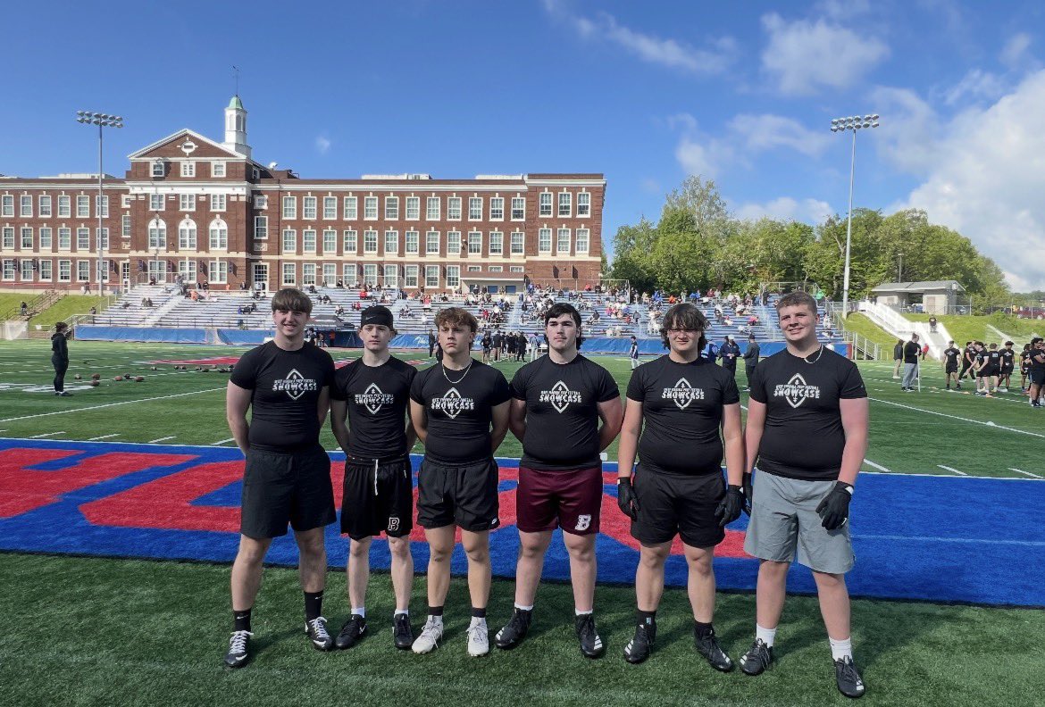 BenFitzwater60's tweet photo. Thanks for a great day @CoalfieldsCo 

@CoachHinkleMC @CoachDStills @CoachWolford55 @CoachRich_BU @StreetSarrett @BeckleyFB @RealCoachRod @CoachTonyTNT @Coach_DWhitney https://t.co/TMJ3PeqQ8i