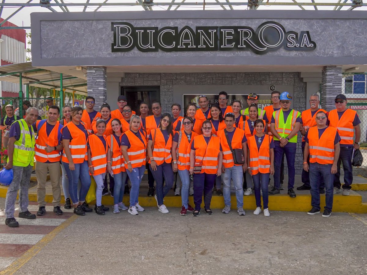 coralsacuba's tweet photo. 🙌 Feliz aniversario 29 para Cervecería Bucanero S.A. 
Brindamos por la consolidación de nuestra sociedad y auguramos nuevos éxitos 🍻.

#CreceConCoralsa #29AñosDeHistoria #CerveceríaBucanero https://t.co/KxmC6mjz9P