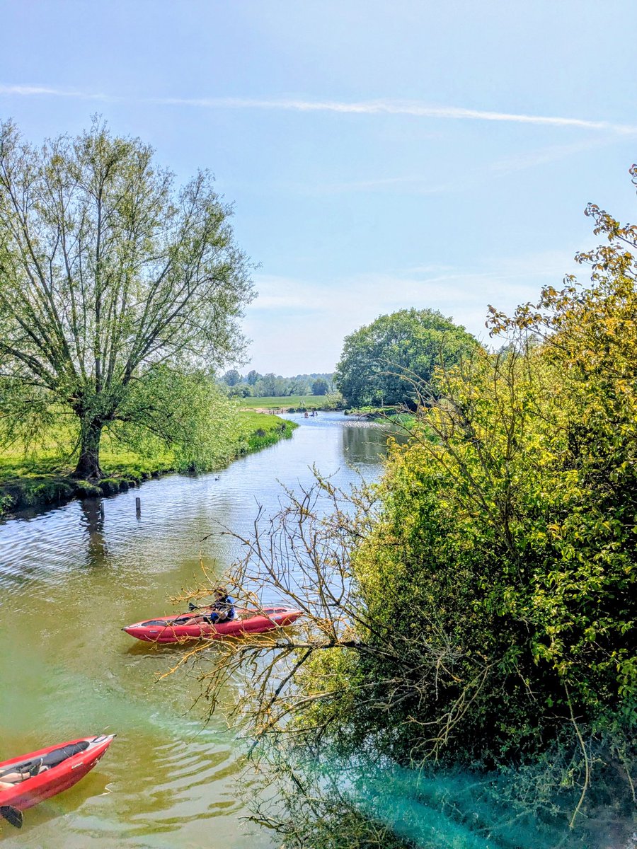 KatherinePathak's tweet image. Lovely day for a walk from Dedham to Flatford Mill 🌞🐮#Essex #Suffolk