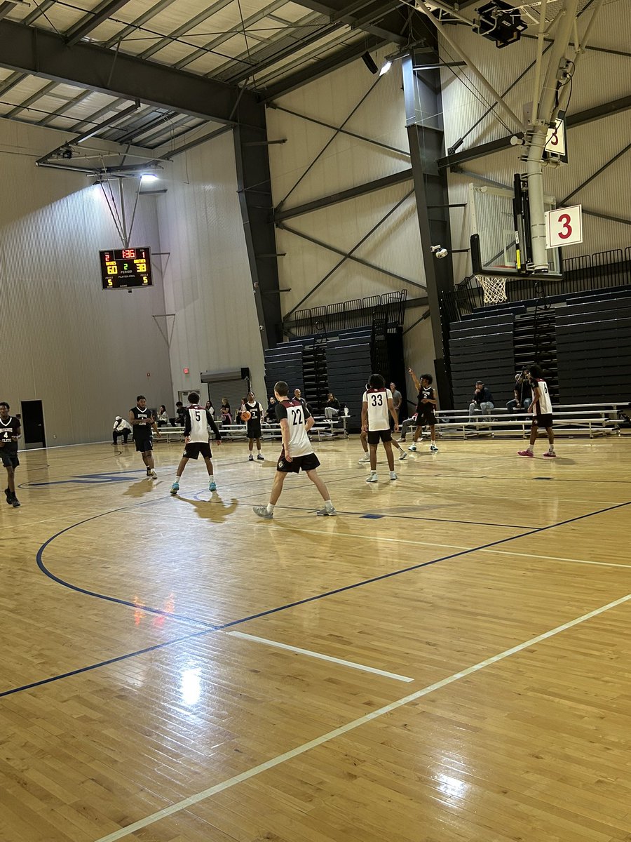 JohnnyBuckets02's tweet photo. Haynes Elite 17U controlled the game from start to finish in a wire-to-wire win, fueled by a balanced scoring effort that saw multiple players reach double figures. https://t.co/4Wlxm2Y8oO