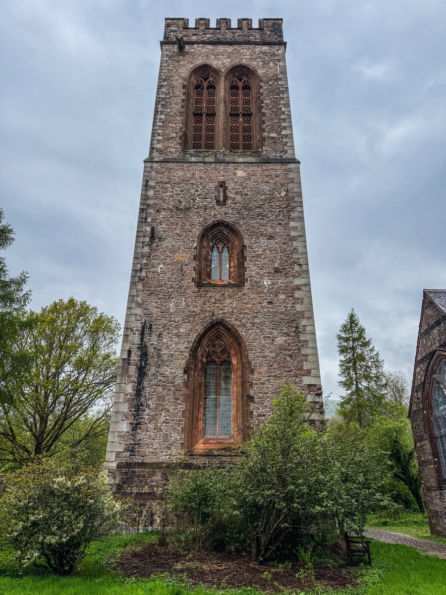 sjts75's tweet image. Inveraray, All Saints, Argyll &amp;amp; Bute

The detached tower houses one of the finest rings of 10 bells in the world.

#SteepleSaturday #Scotland #bellringing
