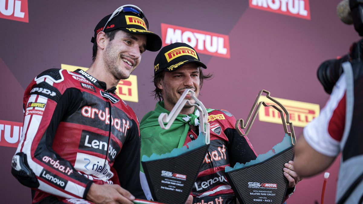 ducaticorse's tweet image. A record breaking race for @nbulega, and it’s another 1-2 finish for @ArubaRacing! 🤩❤️‍🔥

A stunning comeback from @LecuonaIker, who finishes right behind his teammate in the first race of the #HungarianWorldSBK 🔥

#ForzaDucati #Ducati