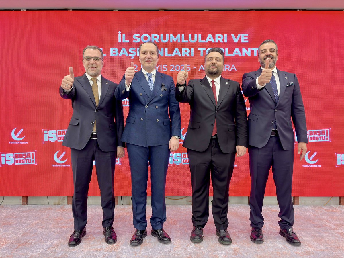 İstanbul’da yeni il başkanımız olarak Yunus Emre Taşçı başkanımız atandı. Başkanımızı tebrik ediyor, hayırlı olmasını diliyoruz. Allah en büyük başarıları nasip eylesin inşallah. Halihazırda il başkan vekilliği görevi yapan İbrahim Halil Akyavuz’a ve önceki il başkanımız Nuri
