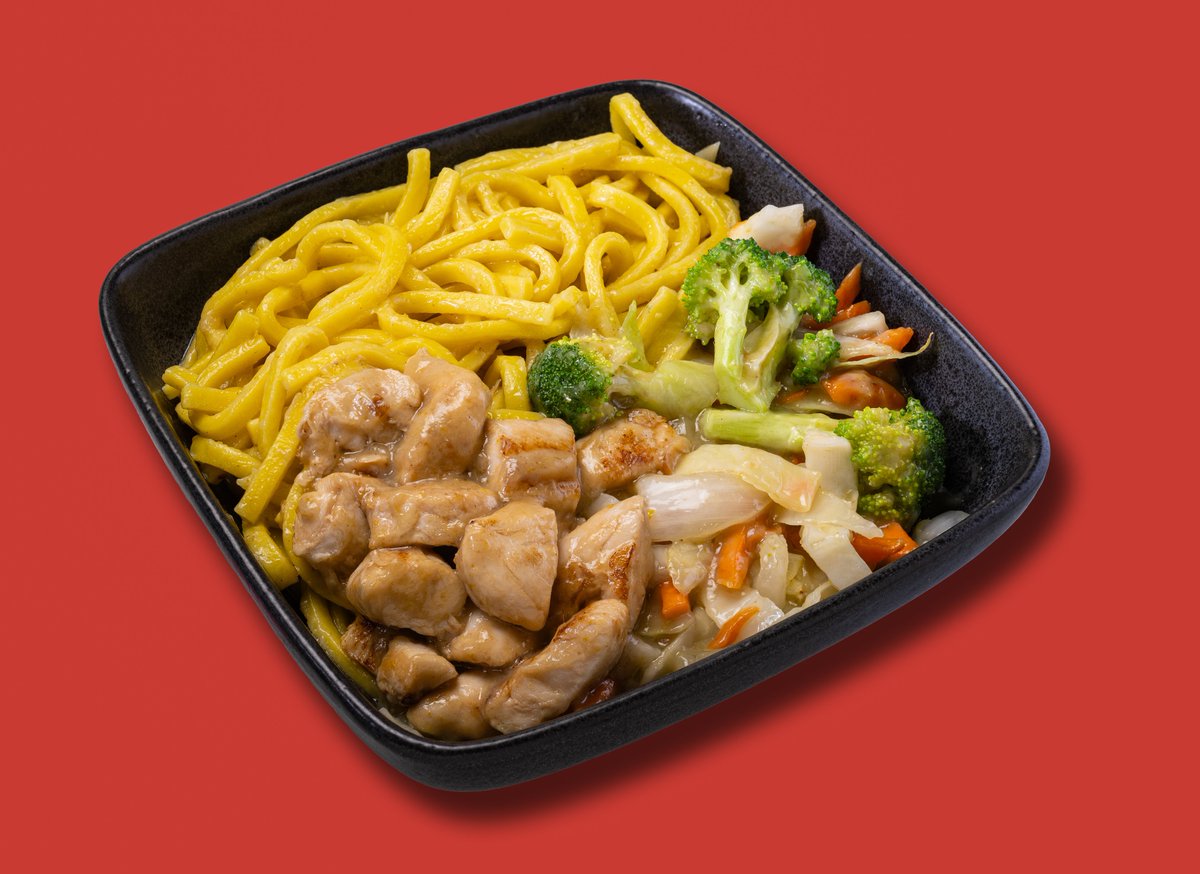 oodle_noodle's tweet image. You can add 2 Green Onion Cakes, 5 Spring Rolls, or 6 Wontons to your order for just $2 with any Signature or Premium Box purchase!! 🥡       

Available in-store or at oodlenoodle.ca for takeout only. #YEG #YYC