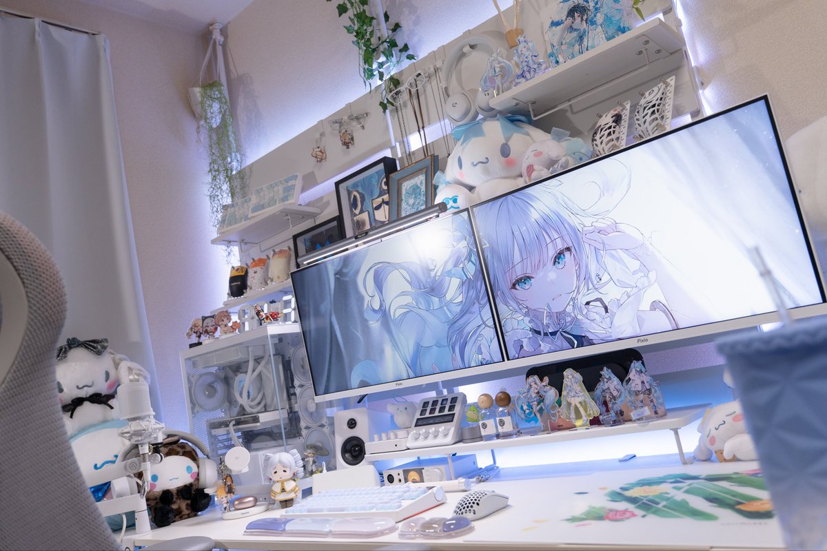 White……desk🪯 #desksetup #WALLHACK