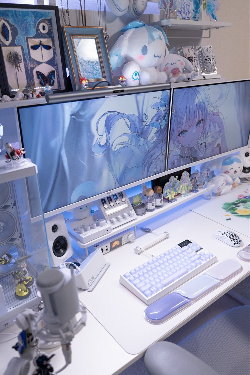 White……desk🪯 #desksetup #WALLHACK